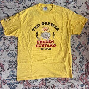 Vintage Ted Drewes Frozen Custard St Louis - size Large